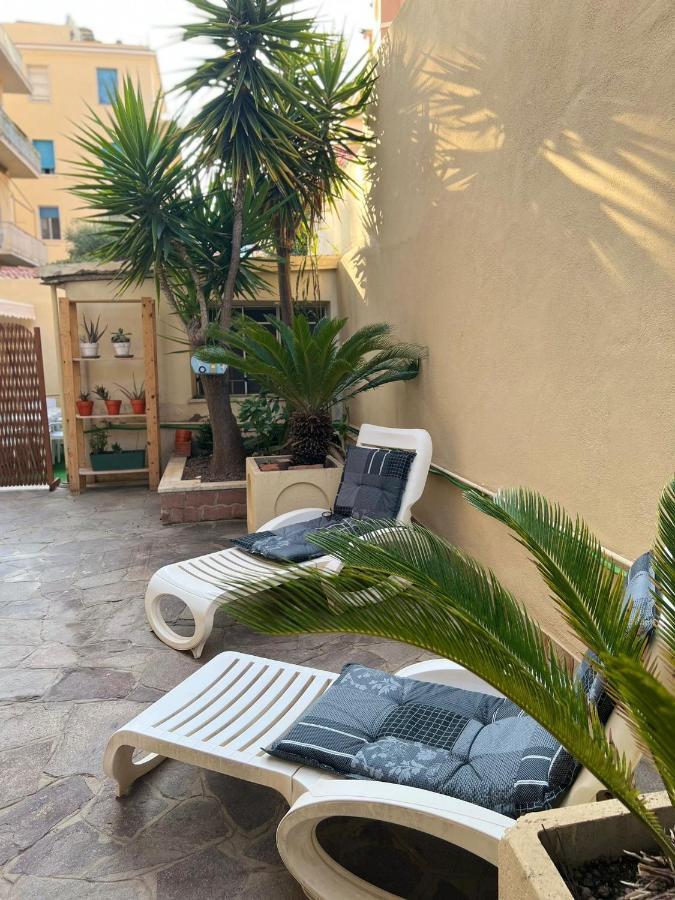 Surf House Apartment Lido di Ostia Bagian luar foto
